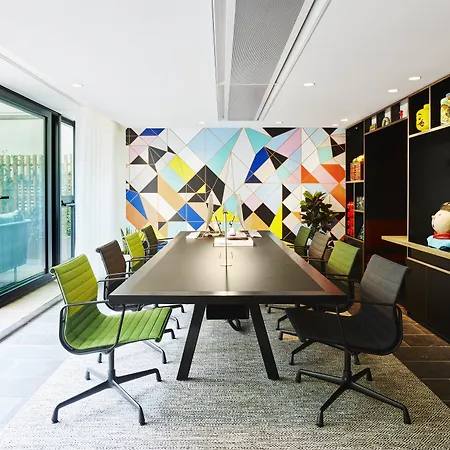 Citizenm Champs-elysees 4*