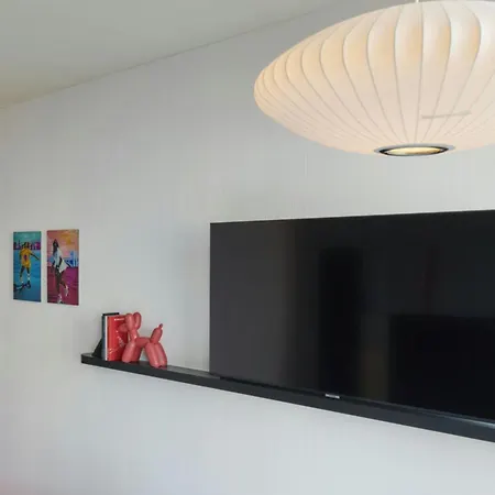 Citizenm Champs-elysees מלון 4*