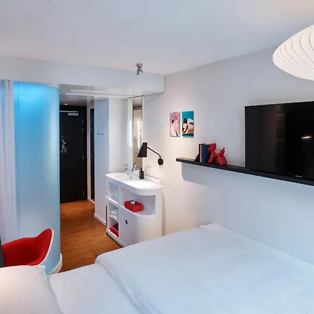 Citizenm Champs-elysees 호텔 4*