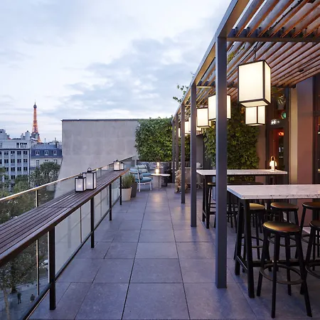 Citizenm Champs-elysees 4*