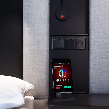 Hotel Citizenm Champs-elysees Paris