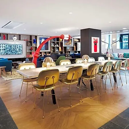 Citizenm Champs-élysées 4*