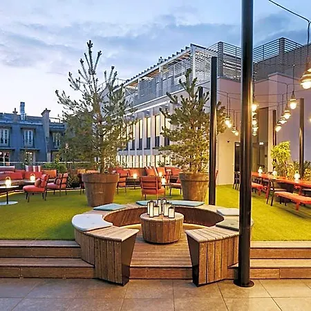 Hotel Citizenm Champs-élysées 4*