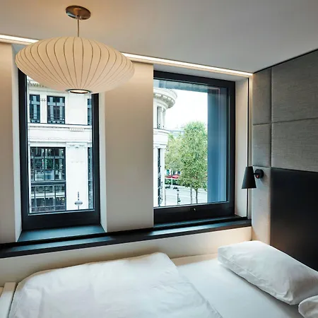 Citizenm Champs-elysees Otel 4*
