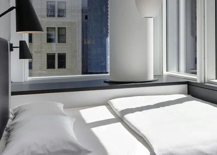 Citizenm Champs-elysees 4*