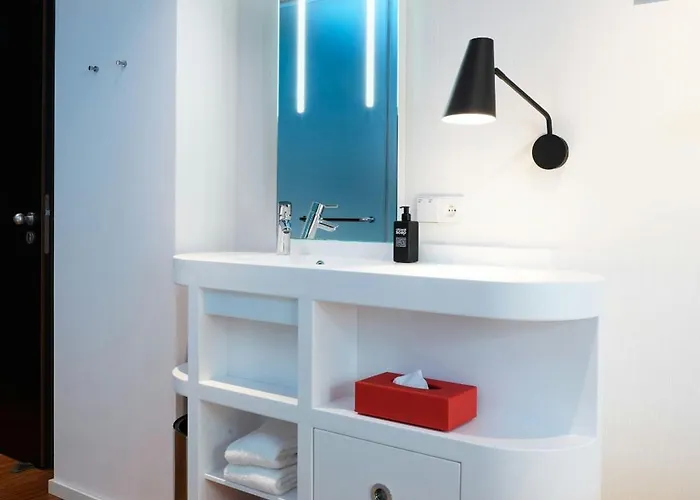 Citizenm Champs-elysees Otel Paris