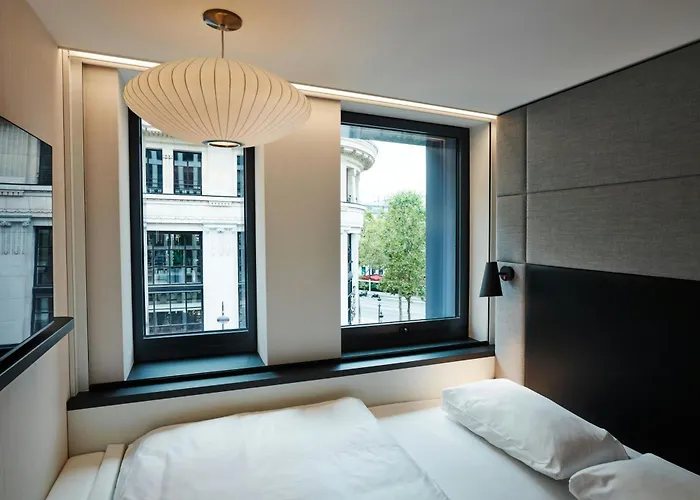 Citizenm Champs-elysees Otel 4*