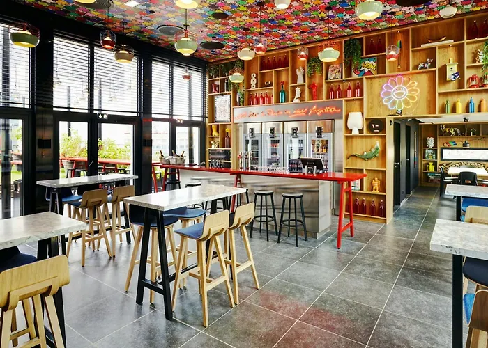 Citizenm Champs-elysees מלון 4*