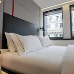 Citizenm Champs-elysees Hotel