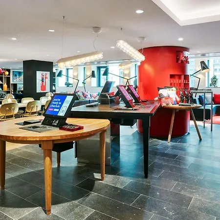 Citizenm Champs-élysées 4*