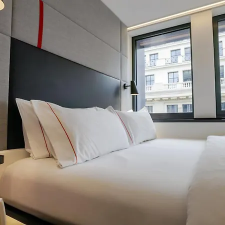 Citizenm Champs-élysées Hotel 4*